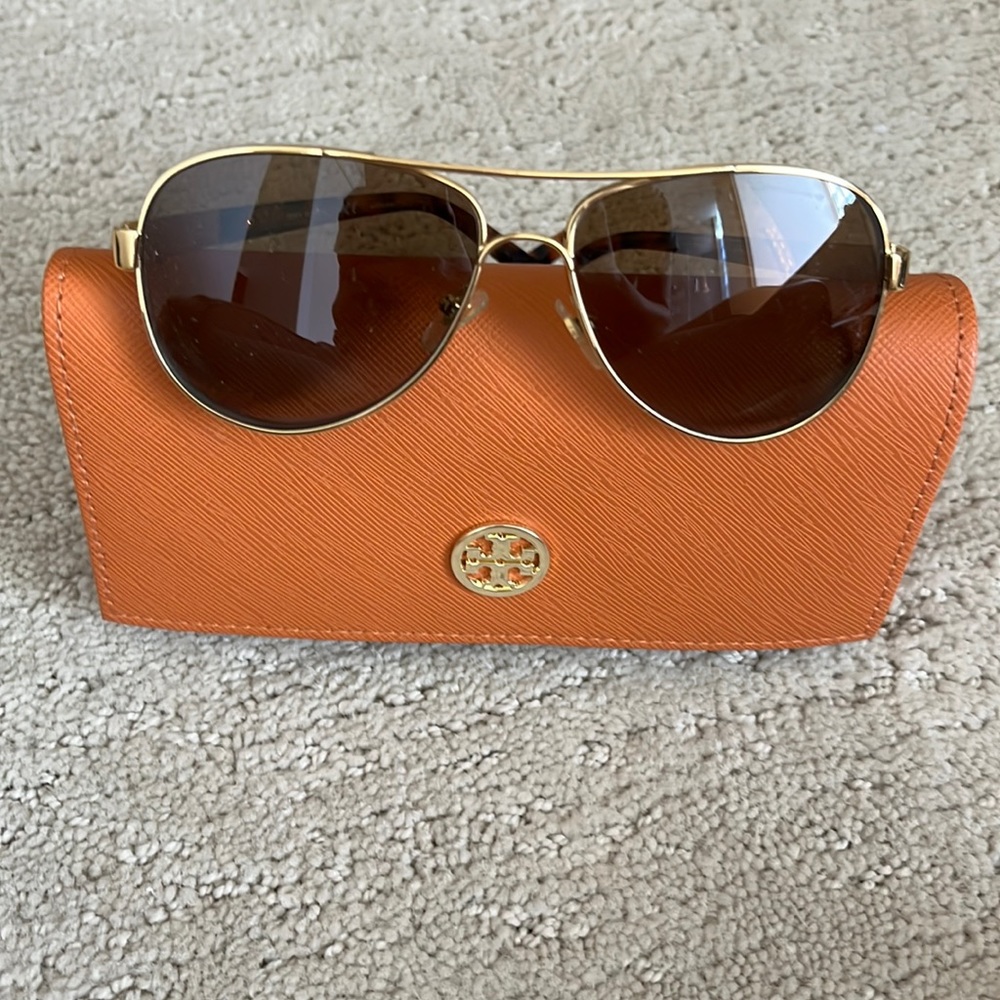 Tory Burch Sunglasses with case and protector bag